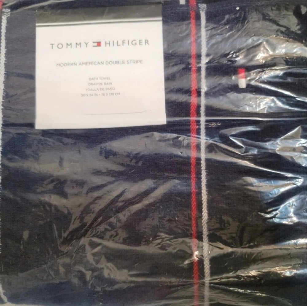 Tommy Hilfiger Towels Modern American Double Stripe 30" x 54" Cotton Bath Towel